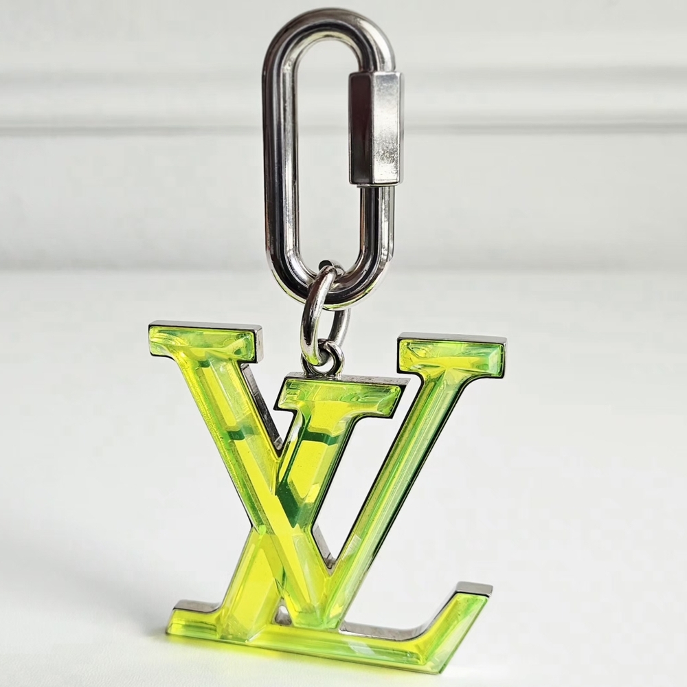Louis Vuitton Neon Green Oversized LV Prism Bag Charm/Key Holder - Picture 1 of 10